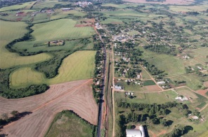 Pavimentação asfáltica da Rodovia Luciano Furian está 80% concluída