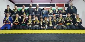 JIU-JITSU> Escola Cruzaltense conquista 31 medalhas em competição estadual 