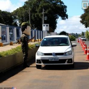 Sábado com o Drive thru Solidário na EASA e Galpão Nativo ao vivo