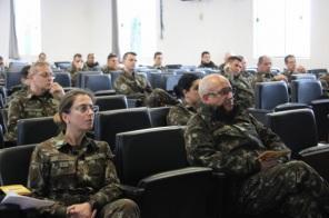 Coordenação do CAPS – Saber Viver promove palestra sobre saúde mental na EASA