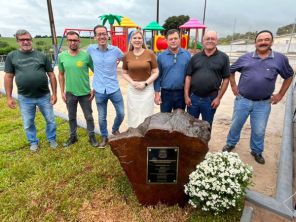 Pejuçara inaugura Praça Maria Veriato dos Santos no Bairro Renascer
