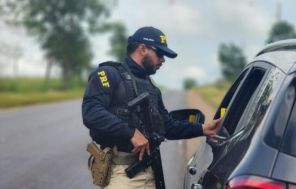 Polícia Rodoviária Federal aumenta fiscalização nas estradas na Operação Natal