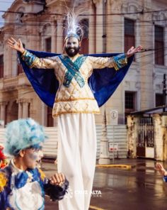 Um encanto de natal fechou com a descida da Pinheiro no desfile Natalino 