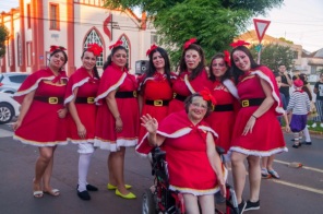 UM ENCANTO DE NATAL> Desfile da segunda encerra as celebrações de Natal