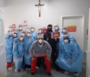 Pacientes recuperados da covid-19 recebem alta hospitalar no HSVP