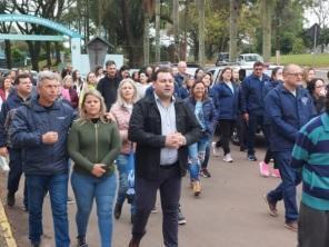 Imagem de N. Sra. de Fátima foi conduzida até a Catedral neste domingo