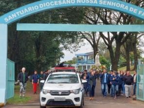 Imagem de N. Sra. de Fátima foi conduzida até a Catedral neste domingo