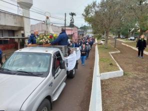 Imagem de N. Sra. de Fátima foi conduzida até a Catedral neste domingo