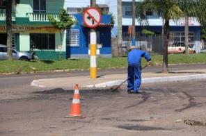Secretaria de Obras realiza Operação Tapa-buraco na Avenida Plácido de Castro
