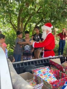 Equipe Otopatamar realiza ação de Natal nos bairros Jardim Primavera I e II