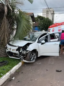 TRÂNSITO> Colisão entre veículos deixa uma pessoa ferida em Cruz Alta