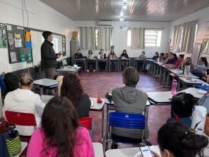 Professores da rede municipal de ensino participam de mais uma oficina