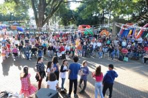 Sábado Animado de São João reúne grande público na Praça Erico Verissimo