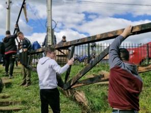 CRUZ ALTA>Incêndio destrói residência; Membros de Igreja atuam na reconstrução