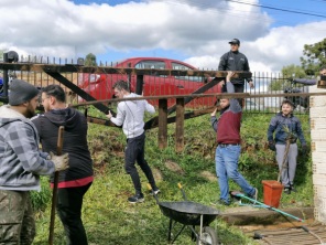 CRUZ ALTA>Incêndio destrói residência; Membros de Igreja atuam na reconstrução