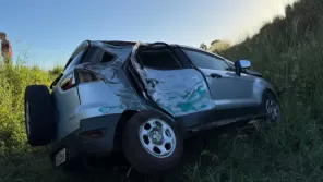 Acidente na ERS-223 envolve ônibus com trabalhadores de Cruz Alta