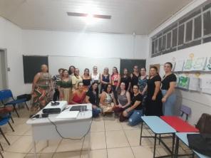 Professores da Rede Municipal de Ensino participam de encontro 