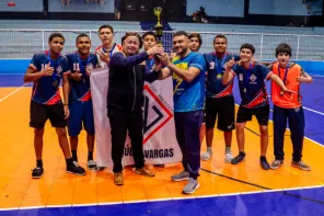 CEM>Gabriel Annes da Silva vence no futsal infantil masculino e feminino