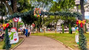 Um Encanto de Natal começa envolver Cruz Alta em clima de magia e tradição