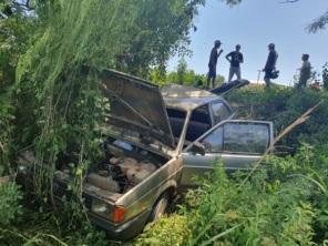 Colisão entre carreta e Gol deixa uma pessoa ferida em Júlio de Castilhos