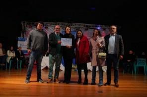Lideranças locais recebem prêmio de Reconhecimento Comunitário
