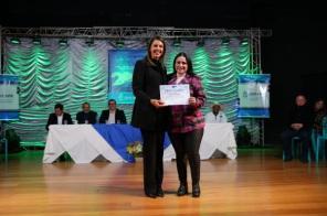 Lideranças locais recebem prêmio de Reconhecimento Comunitário
