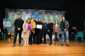 Lideranças locais recebem prêmio de Reconhecimento Comunitário