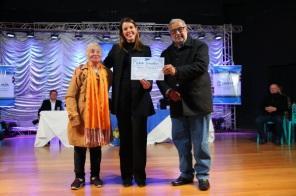 Lideranças locais recebem prêmio de Reconhecimento Comunitário