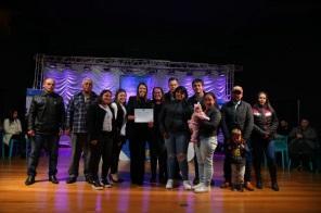 Lideranças locais recebem prêmio de Reconhecimento Comunitário