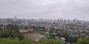 Frente quente mantém chuva e risco de temporais em Cruz Alta