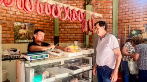 HOJE TEM> Feira do Produtor de Cruz Alta está pronta para o Natal