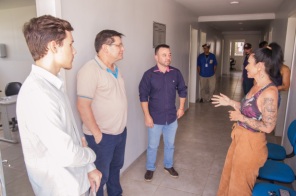 Vice-prefeito de Santo Ângelo visita Centro de Saúde e Bem-Estar Animal