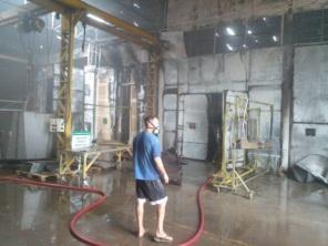 BOMBEIROS: Incêndio em fábrica de Quinze de Novembro na tarde do sábado 