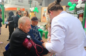 DIA MUNDIAL SEM TABACO> Atividades foram realizadas no calçadão de Cruz Alta
