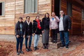 Prefeitura entrega casa no São Genaro e reforça política habitacional