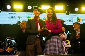 Alice Cardoso e Léo Winter são os vencedores do Coxilha Piá e Piá Taludo