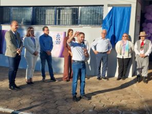 Cruz Alta recebe nova clínica da mulher e ambulância do SAMU em ato oficial
