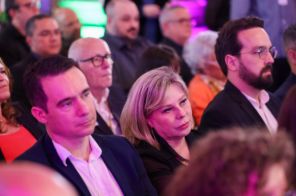 Cláudia Britto Pilau recebe Prêmio de Reconhecimento Funcional 2025