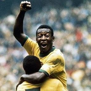 Morre aos 82 anos o Rei do Futebol, Edson Arantes do Nascimento: PELÉ