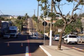 Inaugurado asfalto na Avenida Plácido de Castro