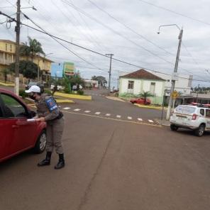 BM realizada ação de prevenção à violência doméstica em Fortaleza dos Valos