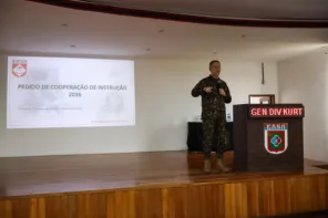 EASA recebe comitiva do Departamento Geral do Pessoal para ciclo de palestras