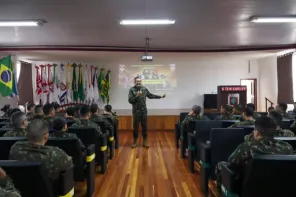 EASA recebe comitiva do Departamento Geral do Pessoal para ciclo de palestras