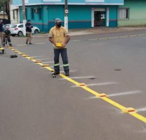 Departamento de Trânsito reforça sinalização na entrada da Avenida Xavantes