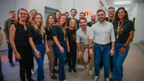 Eduardo Leite e Gabriel Souza inauguram Escola Margarida Pardelhas