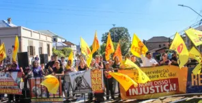 Inauguração da escola Margarida Pardelhas é marcada por protestos 