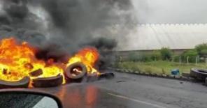 Manifestantes bloqueiam BR-285, entre Ijuí e Cruz Alta